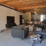 Dans Maison De - 4 Personnes *