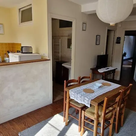 Dans Maison De - 4 Personnes * Oloron-Sainte-Marie