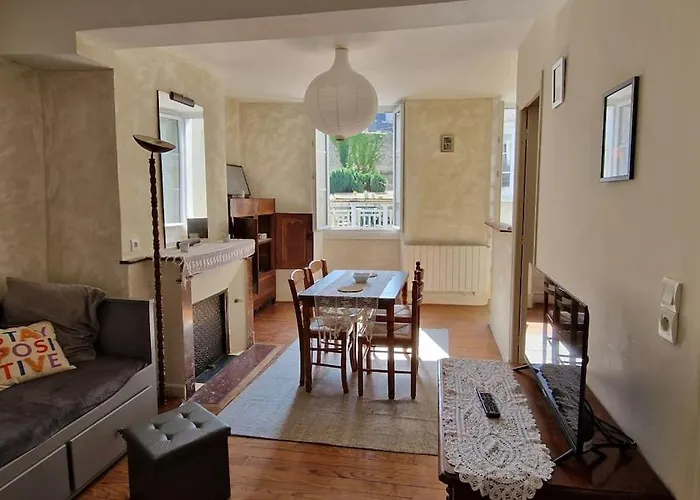 Dans Maison De - 4 Personnes Apartament *